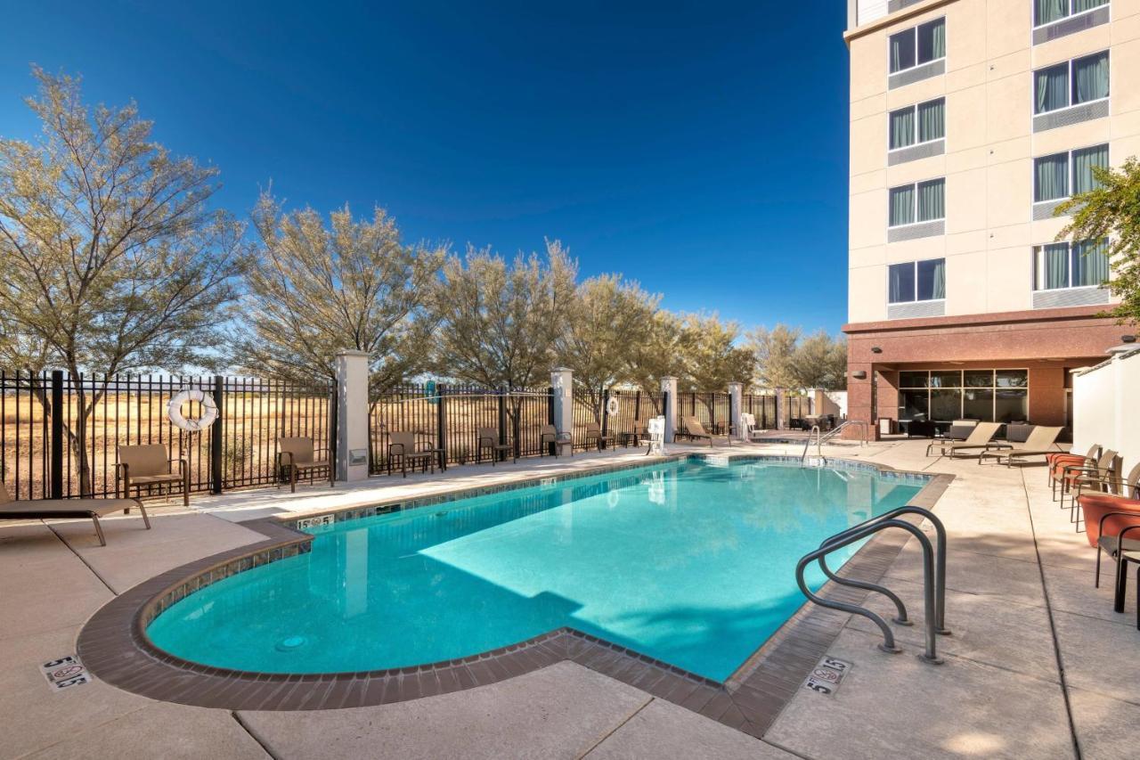 Courtyard Phoenix Chandler/Fashion Center Extérieur photo
