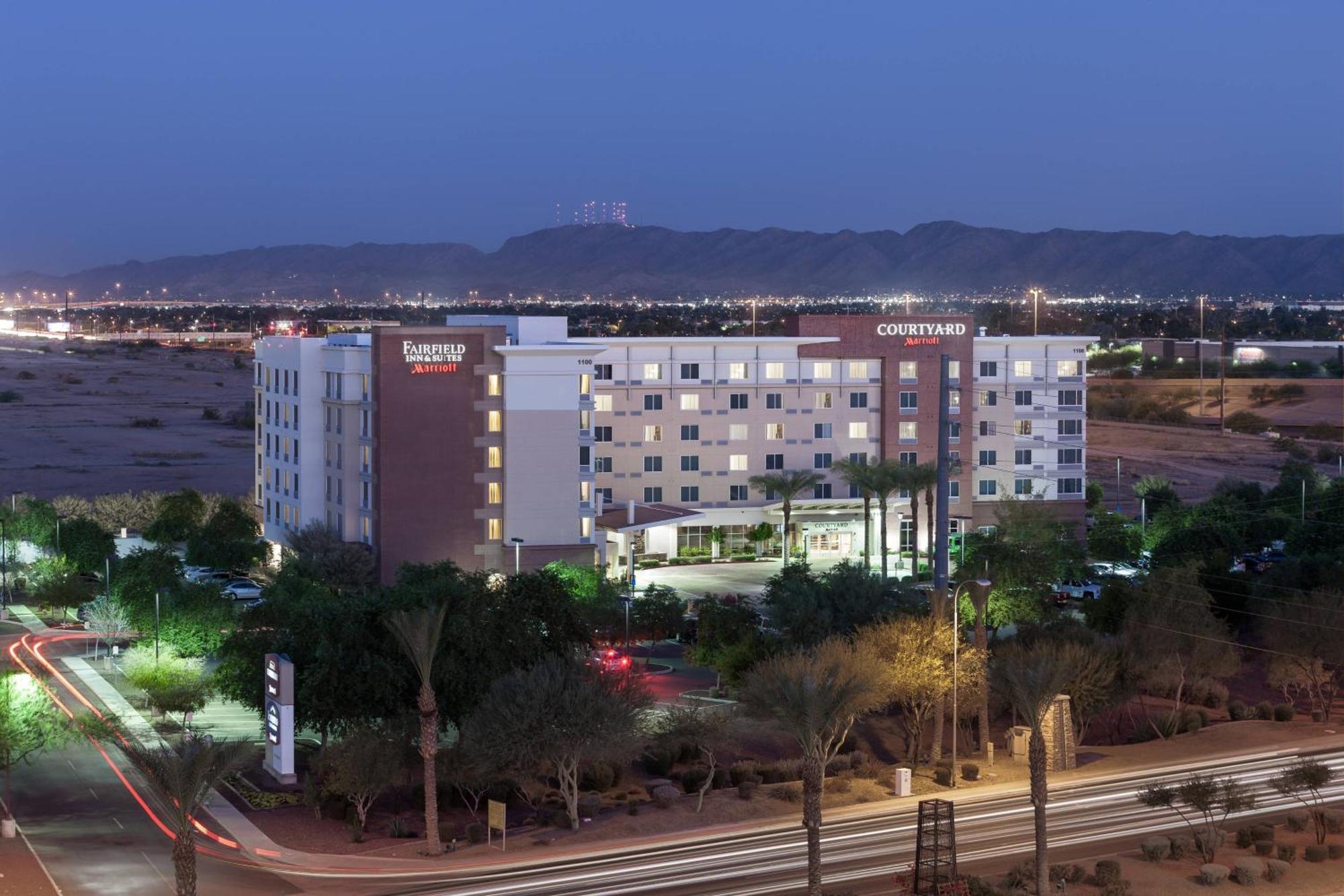 Courtyard Phoenix Chandler/Fashion Center Extérieur photo