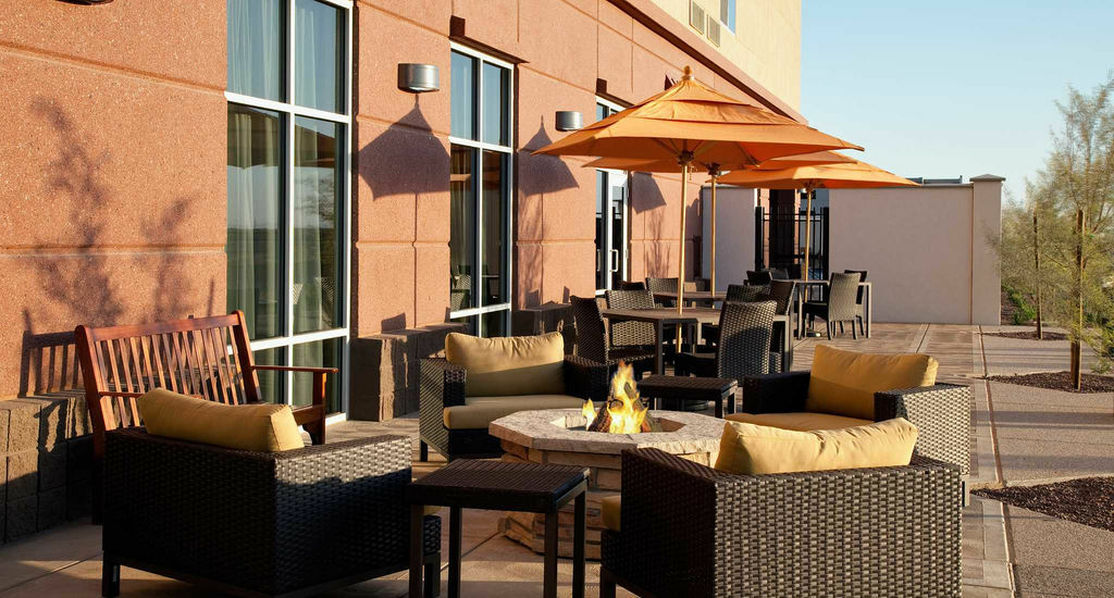 Courtyard Phoenix Chandler/Fashion Center Extérieur photo